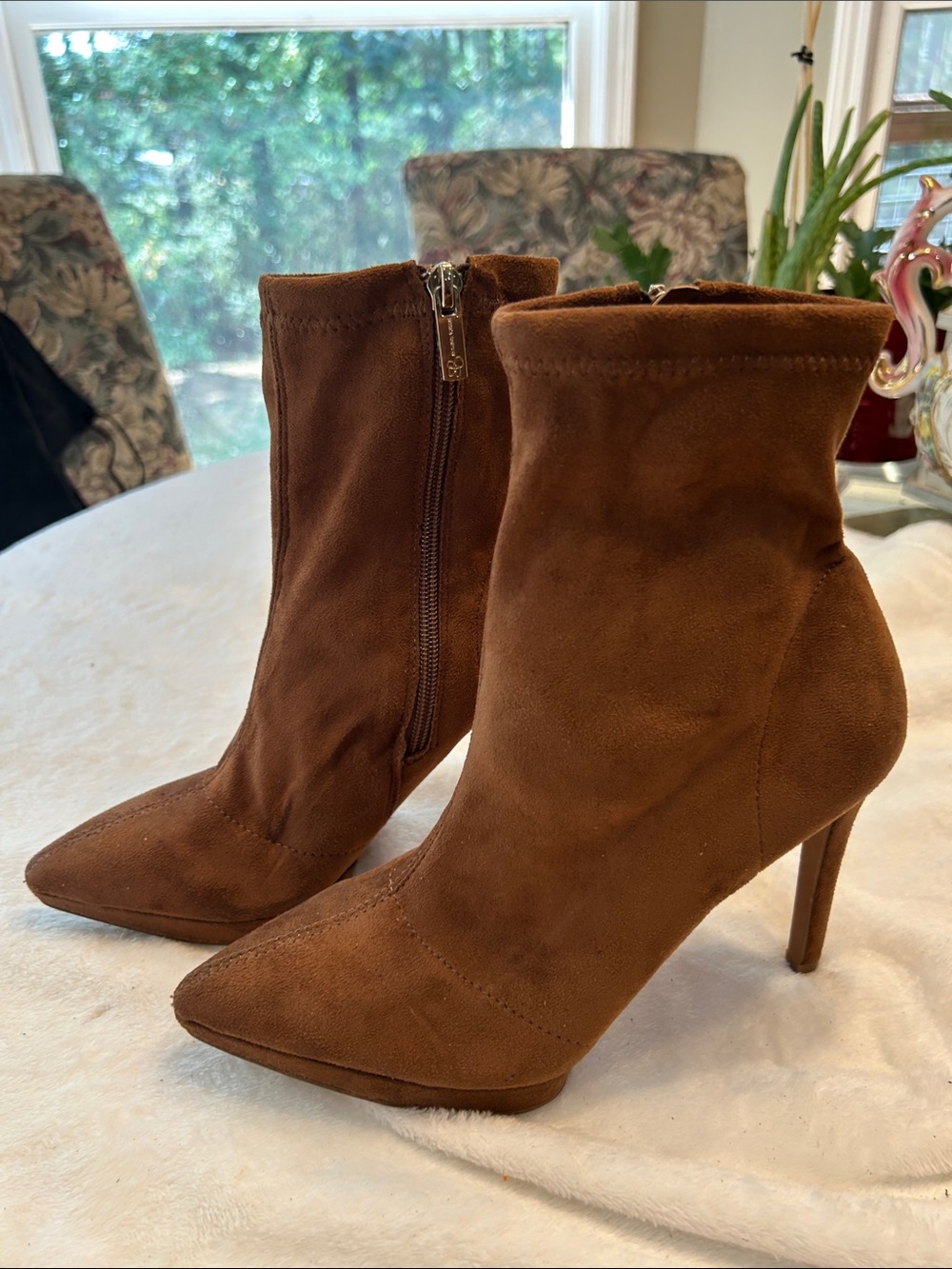 Jessica Simpson Chestnut Brown Suede Pointed-Toe Stiletto Ankle Boots